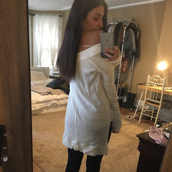 White off the shoulder long sleeve tunic from FP - Picture 2 of 2